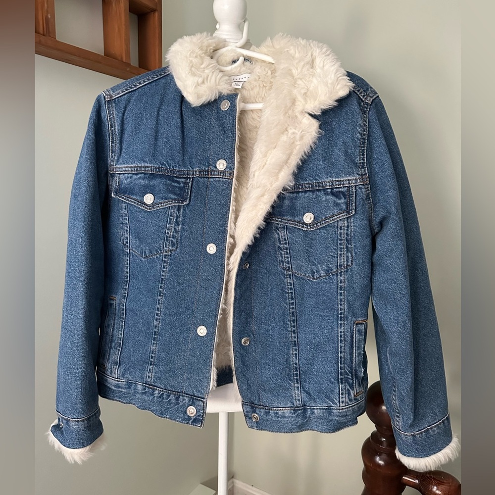 Faux fur lined jean jacket!